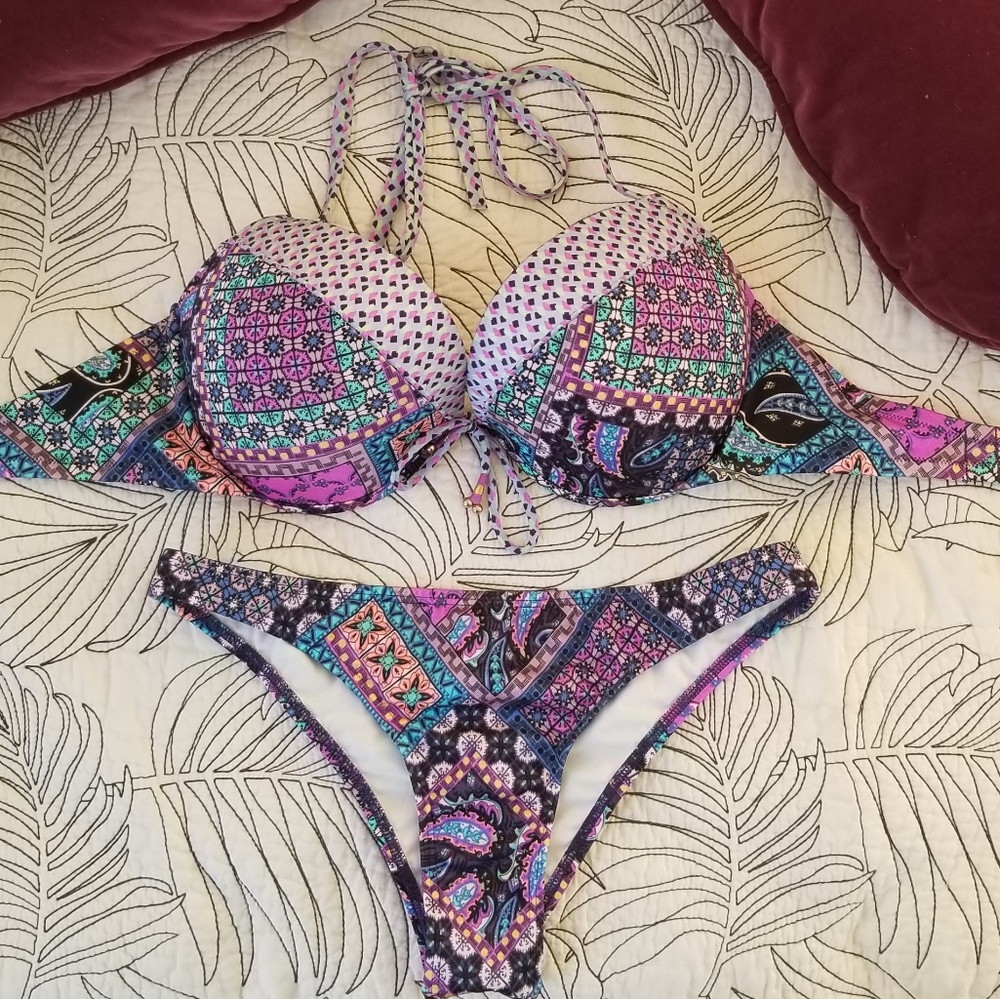 Victoria Secret bikini
